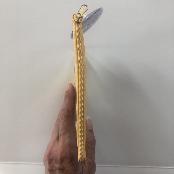 Taste Beauty Disney Belle Set of 5 Flavored Lip Glosses + Belle Flat Pouch - Picture 6 of 8